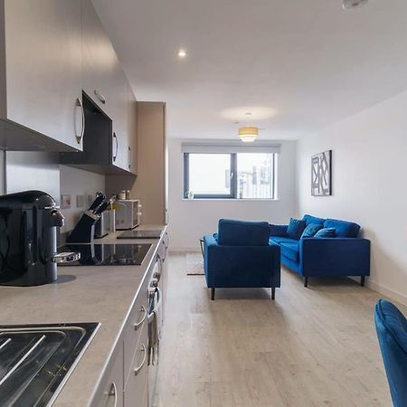 Stunning 2 Bed Apartment In Salford With Views Mánchester Exterior foto